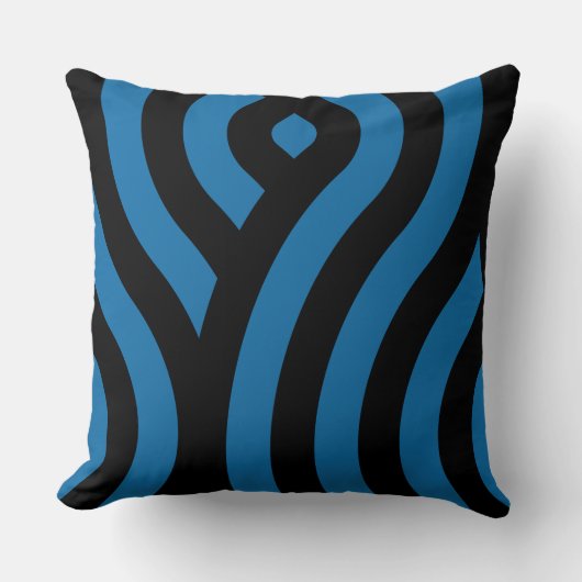 青と黒のストライプの波模様スロー枕 クッション (正面)
