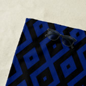 青と黒のダイヤモンドパターン ビーチタオル (インサイチュ)