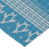 青によって編まれる背景 テーブルクロス (アングル)