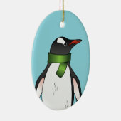 青に緑のスカーフを着た可愛いGentooペンギン セラミックオーナメント (右)