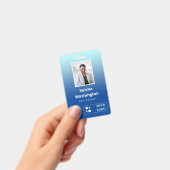 青のグラデーション2つのロゴの追加従業員ID バッジ (手持ち)