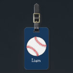 青のパーソナライズな野球は男の子をからかいます ラゲッジタグ<br><div class="desc">濃紺の背景の赤いステッチの大きく白い野球。 男の子の名前は大きく白いレタリングの野球の下で書かれます。 彼の親の電話番号は背部で書かれます。</div>