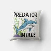 青のプレーター，サメ，漫画のスタイル クッション (裏面)