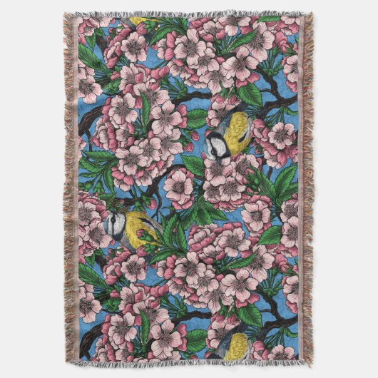 青の上に咲くさくらんぼの木の中の青いティットの鳥 スローブランケット (正面縦)