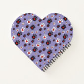 青の上に赤いハートを付けたポープリント ノートブック (裏面)