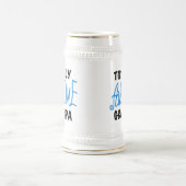 青の全く素晴らしいGrampaのTシャツおよびギフト ビールジョッキ (中央)