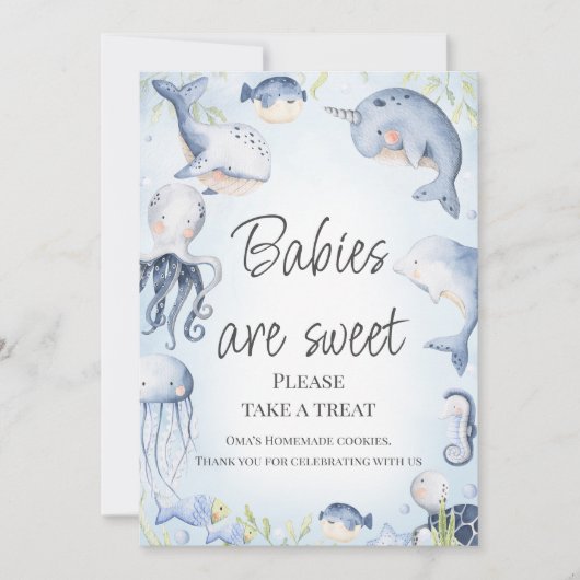 青の海の下に男の子の赤ちゃんシャワーテーブルサイン 招待状 (正面)