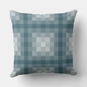 青の濃淡の正方形ピクセルパターン クッション (裏面)
