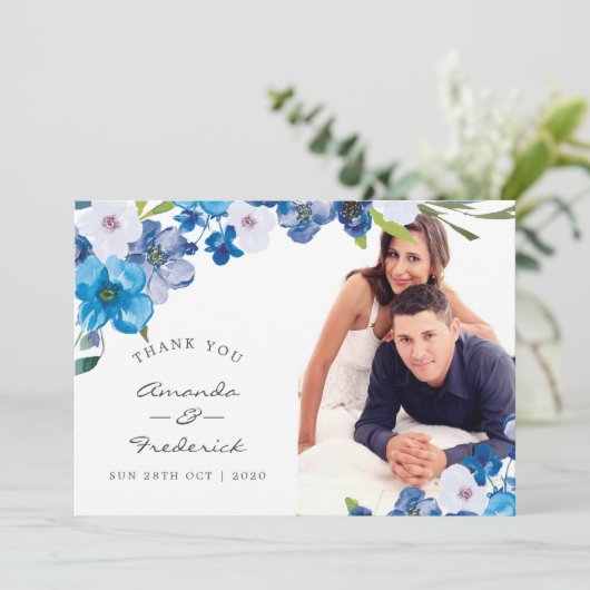 青の色彩 ブルーの花のウェディング お礼の写真 サンキューカード (スタンド正面)