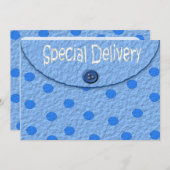 青は封筒の男の子のベビーシャワー招待状に点を打ちます 招待状 (正面/裏面)