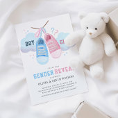 青またはピンクのスニーカーの性別の表示 招待状