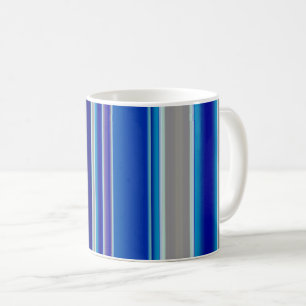 青みがかったベージュとラベンダーのストライプ コーヒーマグカップ