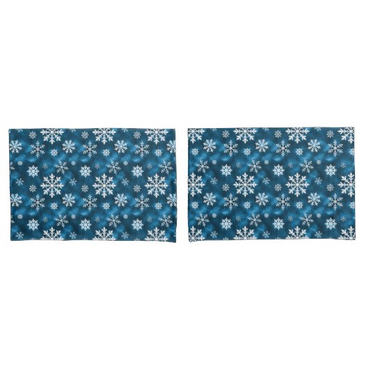 青みがかった冬の背景に雪の結晶模様 枕カバー (フロントセット)