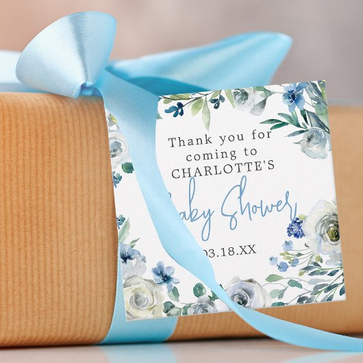 青エレガント白フローラ男の子のシャワー フェイバータグ