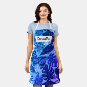 青エレガント色の熱帯離れ花名前をカスタムする エプロン (着用した状態)