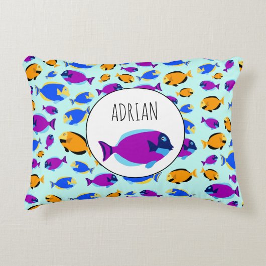 青カラフル海に浮かぶ熱帯魚の柄 アクセントクッション (正面)