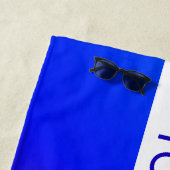 青グラデーションと編集可能文字オン白ストライプ色 ビーチタオル (インサイチュ)