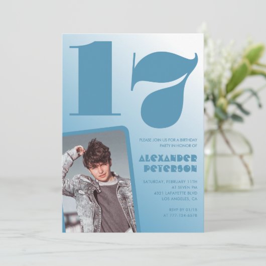 青グラデーション17th誕生日招待状ボーイフォト 招待状 (スタンド正面)