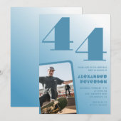 青グラデーション44th誕生日招待状メンズ写真 招待状 (正面/裏面)