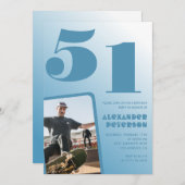 青グラデーション51歳の誕生日招待状メンズ写真 招待状 (正面/裏面)