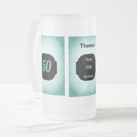 青スタイリッシュと黒50番目の誕生日デザイン フロストグラスビールジョッキ (正面左)