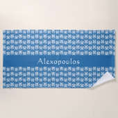 青スタイリッシュ白ギリシャ語フローラパーソナライズされた ビーチタオル (正面)
