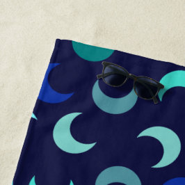 青パーソナライズされたい新月模様 ビーチタオル