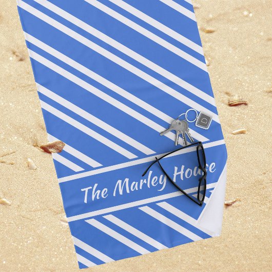 青パーソナライズされたフランスのと白のストライプ ビーチタオル