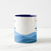 青パーソナライズされたモダン海沿岸魚 ツートーンマグカップ (中央)