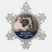 青パーソナライズされた初めてのクリスマス子犬の写真 スノーフレークピューターオーナメント (正面)