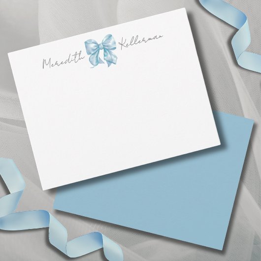 青パーソナライズされた弓の名前モノグラム ノートカード