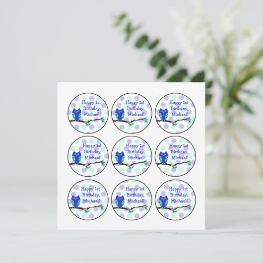 青フクロウ1歳の誕生日カップケーキのトッパー 招待状 (スタンド正面)