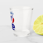 青フランスの愛ハートパーソナライズされた旗 ショットグラス (右)