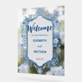 青モダンと白のオーバーレイ結婚花 アクリルサイン (傾斜)