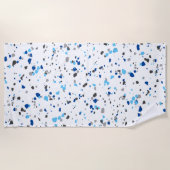 青モダン灰色の幾何学的テラゾパターン ビーチタオル (正面)