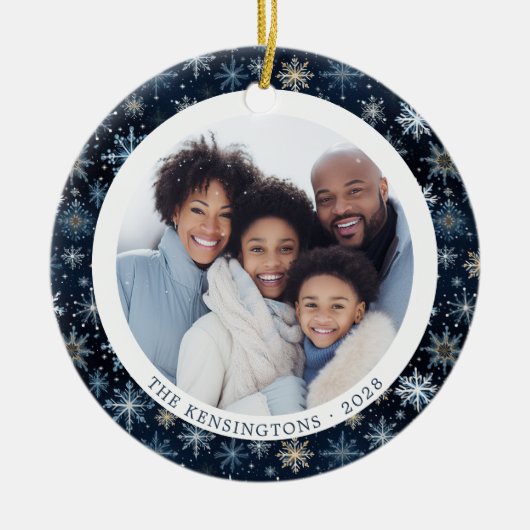 青モダン雪片ファミリークリスマス2写真 セラミックオーナメント (正面)