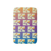 青モダン、紫、オレンジ色のチューリップカップルフローラ バスマット (正面縦)