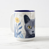 青ロシアの猫黄色の花 ツートーンマグカップ (正面左)
