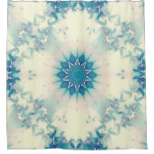 青凍ってい霜の降りた雪片の冬の模様 シャワーカーテン (正面)