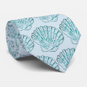 青及びティール（緑がかった色）の貝殻のビーチのタイ ネクタイ (ロール)