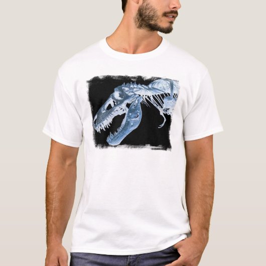 青及び黒いTレックスのX線は写真の骨を抜きます Tシャツ (正面)
