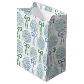 青名門私立校風のと緑のイースターの弓と卵 ミディアムペーパーバッグ (正面アングル)