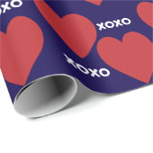 青地に二重の赤いハートとxoxoパターン ラッピングペーパー (ロールコーナー)