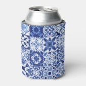 青地中海の白タイル模様の水色 缶クーラー (缶正面)