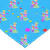 青数々の色ハッピーバースデーグラフィック テーブルクロス (アングル)