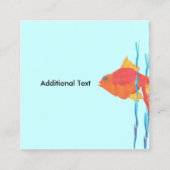 青海原を泳ぐかわいい金ゴールドの魚の水彩画 スクエア名刺 (裏面)