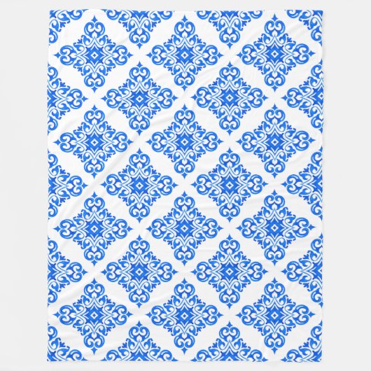 青王室の白の浮き彫り模様 フリースブランケット (正面)