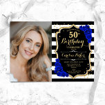 青王室の白黒ストライプ写真第50誕生日 招待状<br><div class="desc">エレガントフローラ50歳のフェミニン誕生日の招待状と写真。グラム白黒王室のブルーデザインとフェイクグリッター金ゴールド。ブラックとホワイトのストライプバラ、サファイアブルーのフォント、スクリプト紙吹雪。大人スタイリッシュのお祝いパーティーに最適。独自の詳細でパーソナライズどんなカスタマイズ年でもいい！印刷されたZazzle招待状または即時ダウンロードのデジタル印刷可能なテンプレート。</div>