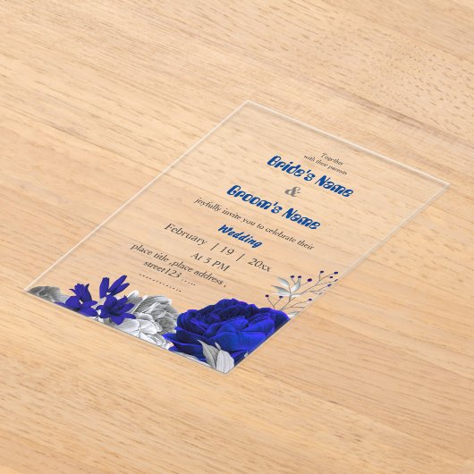 青王室の色と銀色の花ボタ結婚ニーズ アクリル招待状 (レイダウン)