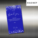 青王室の銀グリッター磁石サンキューカード<br><div class="desc">銀王室ののグリッター飾とフェイク輝く青い背景。スワッシュと文字：ありがとう。お礼のメモと名前をカスタマイズして追加。</div>